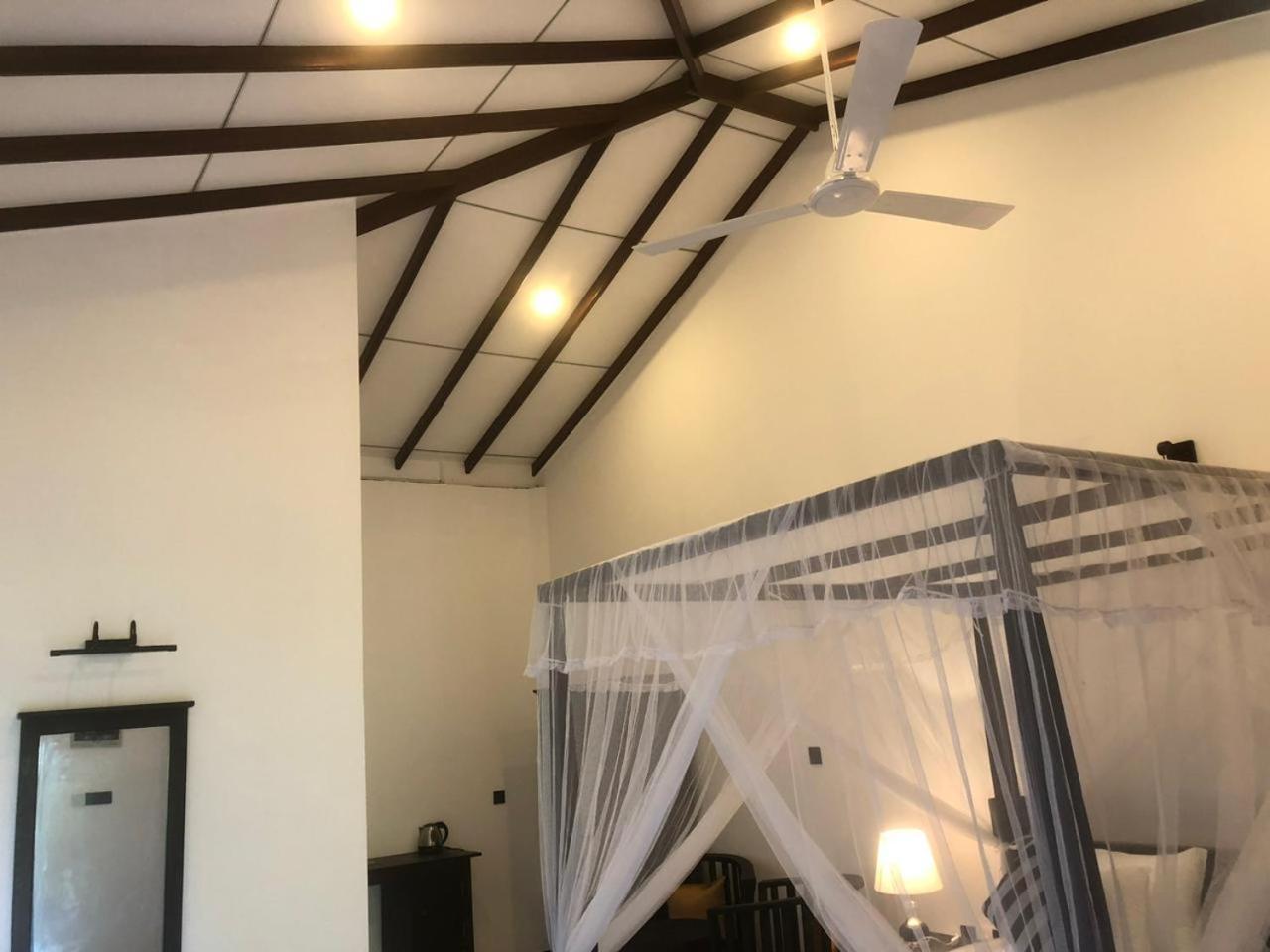Skyresort Tangalle Exterior photo