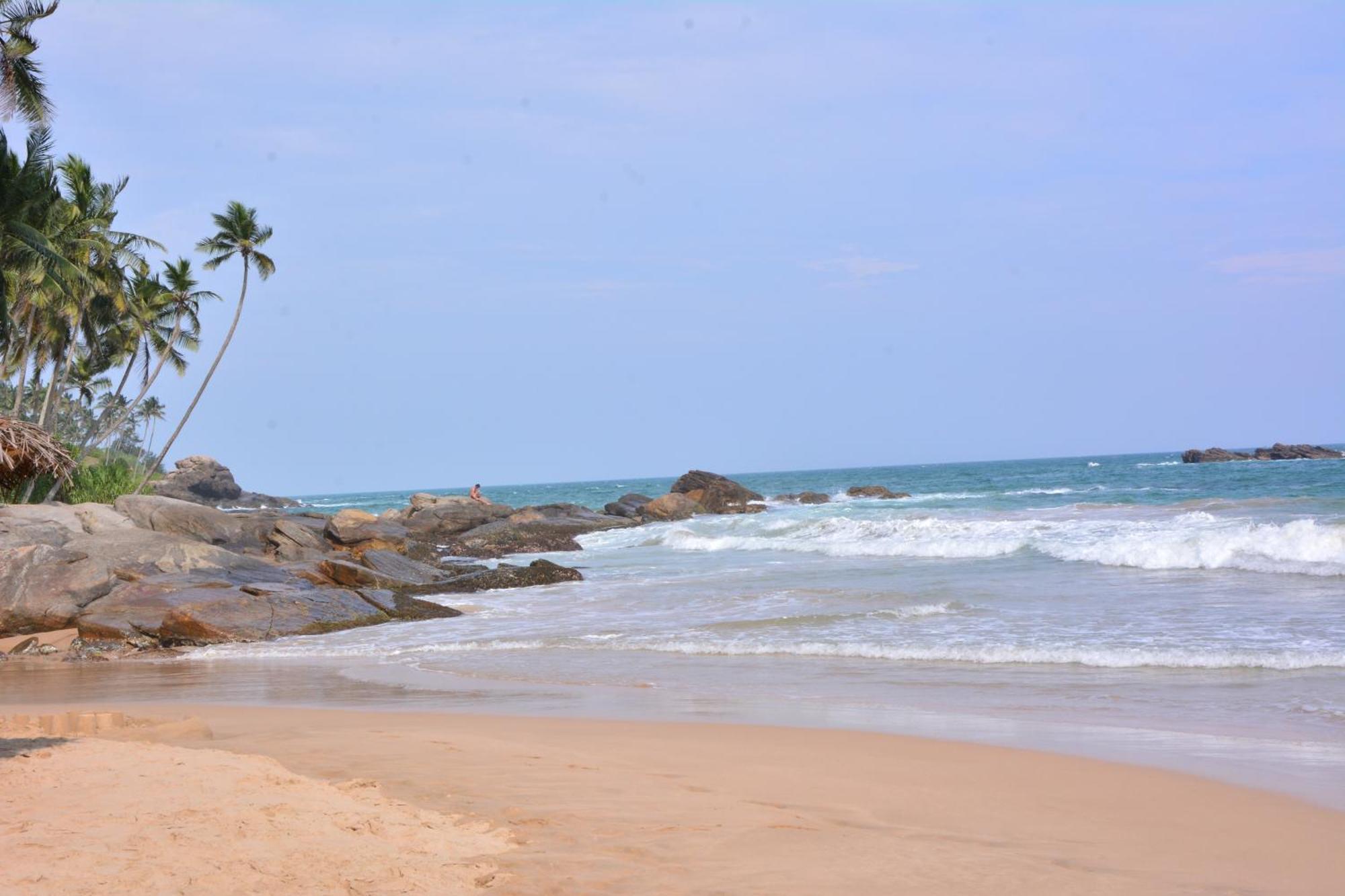 Skyresort Tangalle Exterior photo