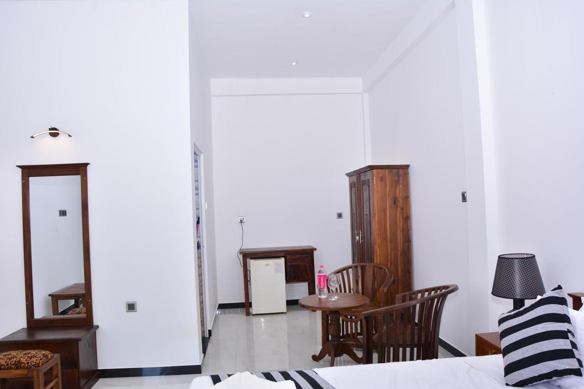 Skyresort Tangalle Exterior photo